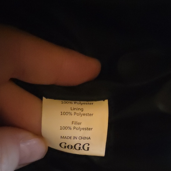 Black Puffer Vest - Picture 4 of 4